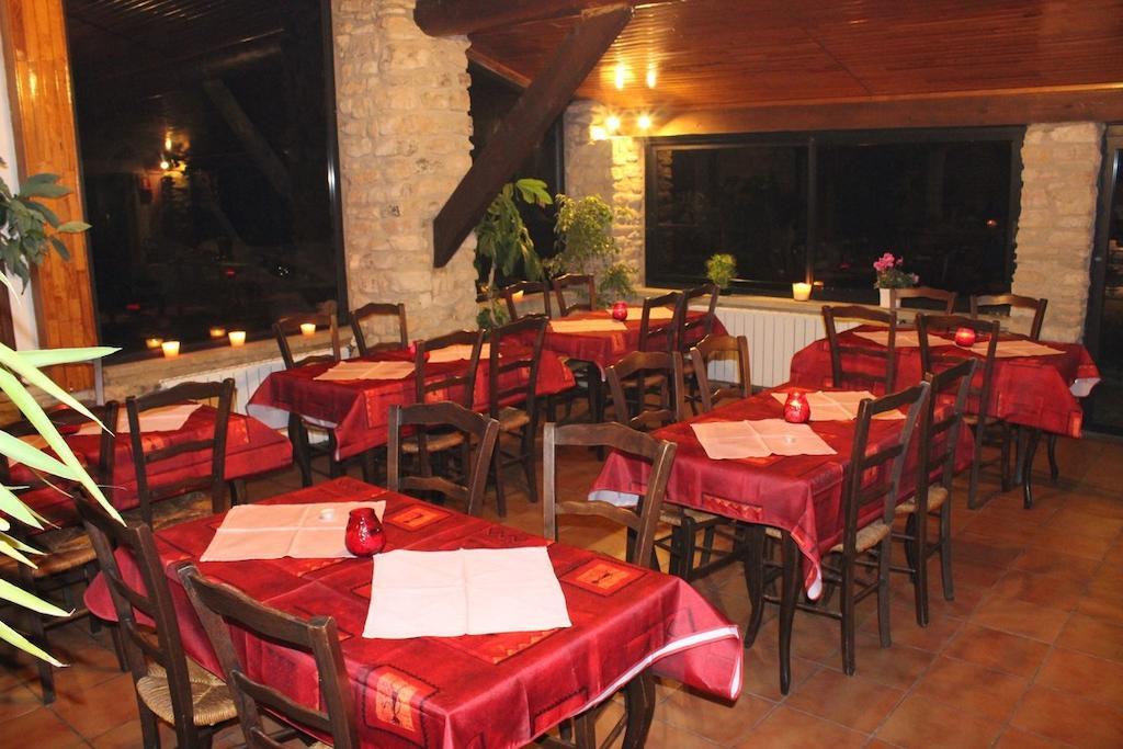 La Cadiere Hotel Lauris Exterior photo